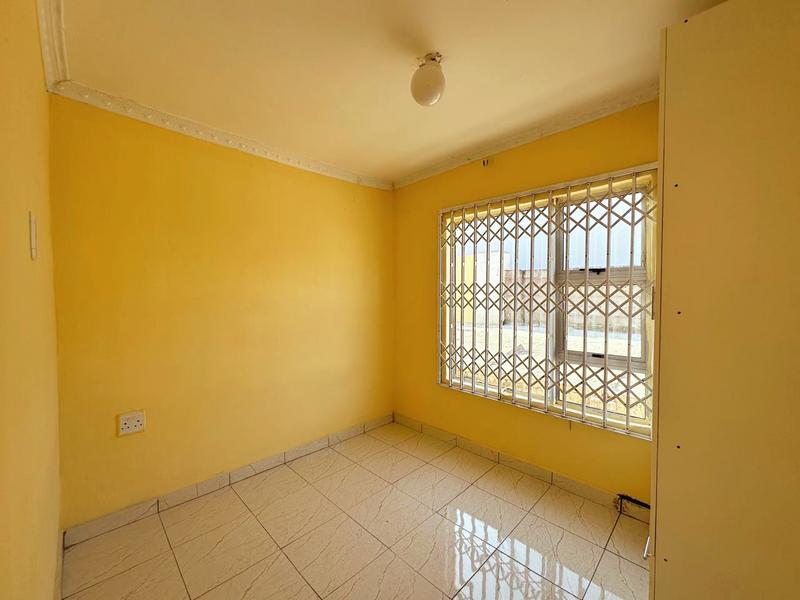To Let 2 Bedroom Property for Rent in Northcrest Eastern Cape